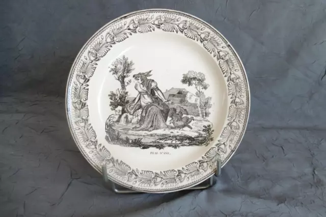 ASSIETTE CREIL MONTEREAU XIX ème  PEAU D ANE