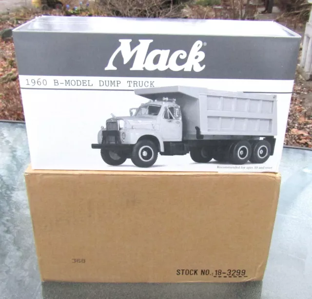 2004 First Gear 1960 Mack B-Model Dump Truck #18-3299 Cappello Trucking 1 of 720