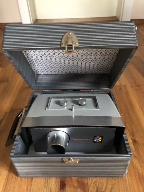 Super Technicolor 260 Instant Movie Projector 8mm mit Original Box