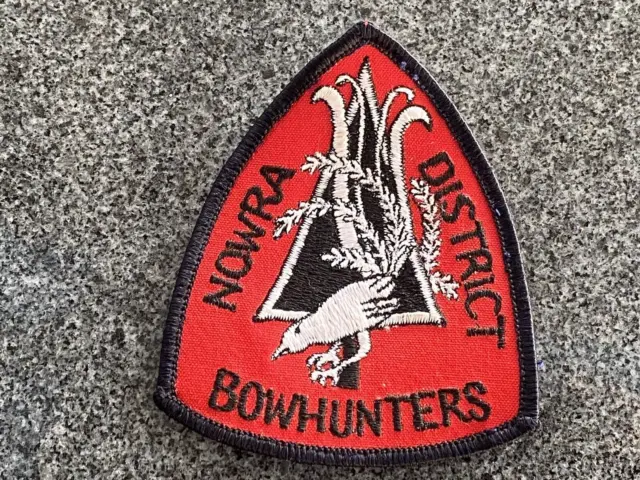 Souvenir cloth badge - Nowra District Bowhunters - Sewing Hunting Sport
