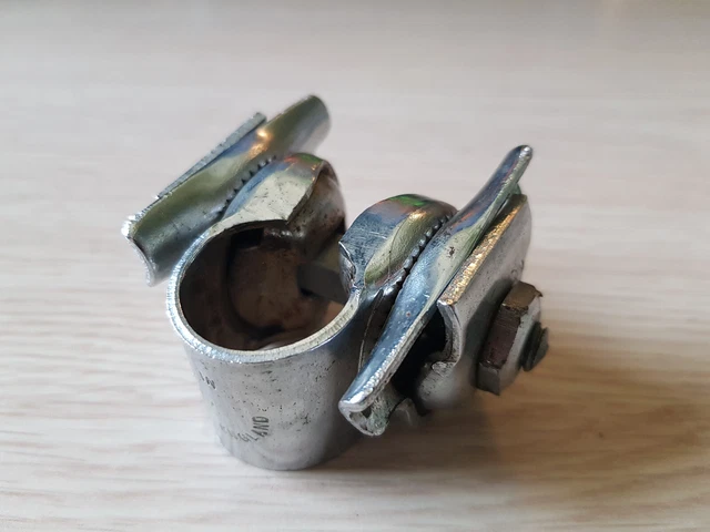 VIS DE SERRAGE Tige de selle Vélo Course Peugeot PR10 8mm-Seatpost bolt 1970's EUR 7,90 - FR
