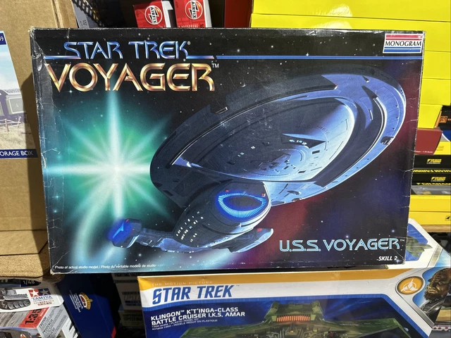 Maquette Star Trek : USS Voyager - Revell - Rue des Maquettes
