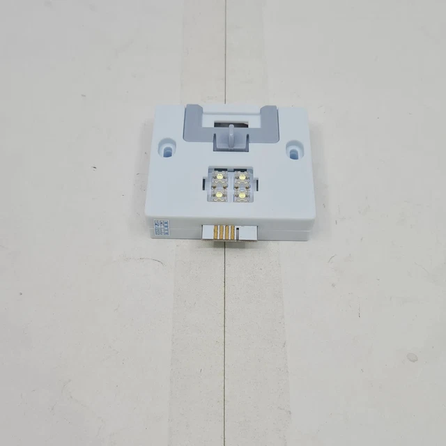 Dometic RMD8551 RMD8555 lock latch no lens RIGHT hand
