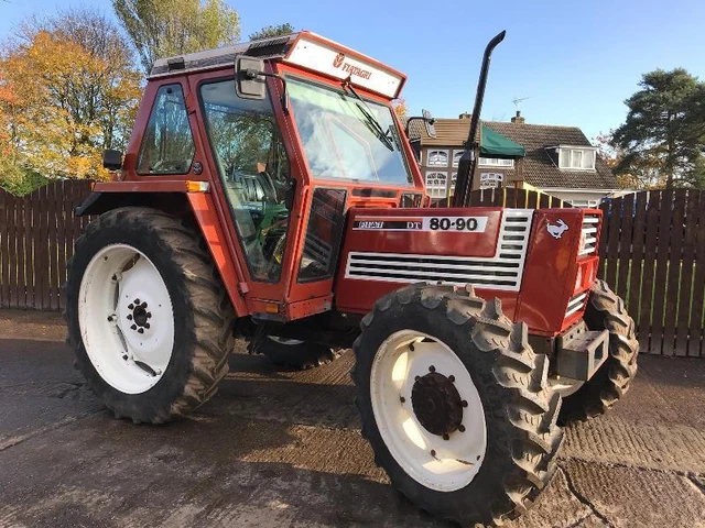 Traktor Fiat 80-90 DT, Linköping, Klaravik Auktioner