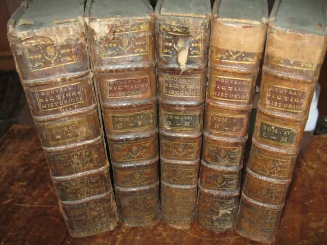 lot de livres ancien dictionnaire historique