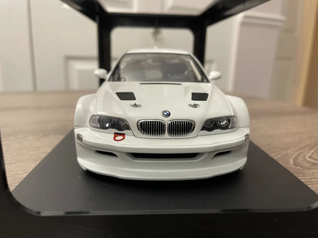 【新品】オートアート M3 GTR Plain Body 1/18 白 1/18 AUTOART BMW E46 M3 GTR Plain Body Version (White) Rare