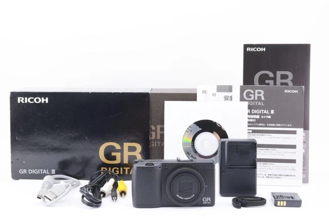 RICOH GR DIGITAL III Digital Black 10.0MP Camera From Japan