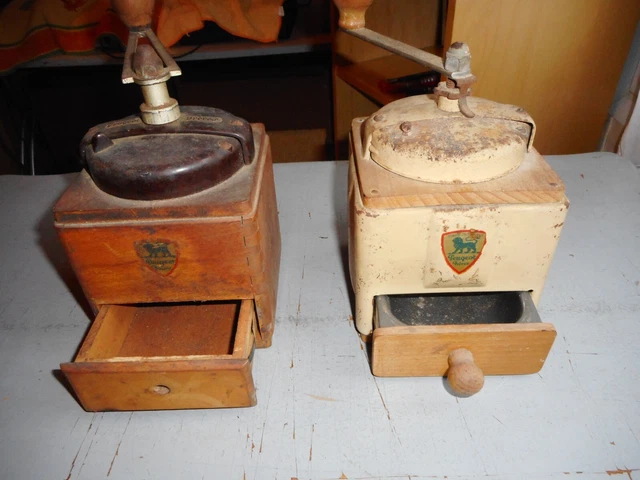 2 Anciens Moulins à Mouche Pour Pêche - Centre Broche En Bois Et Laiton, Faits Main, Vintage