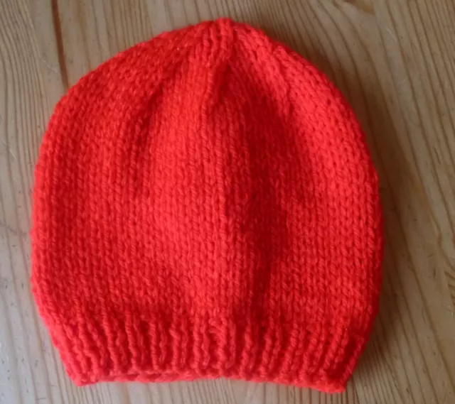 Hand Knitted Newborn Baby Beanie Hat Football Colours Red Liverpool