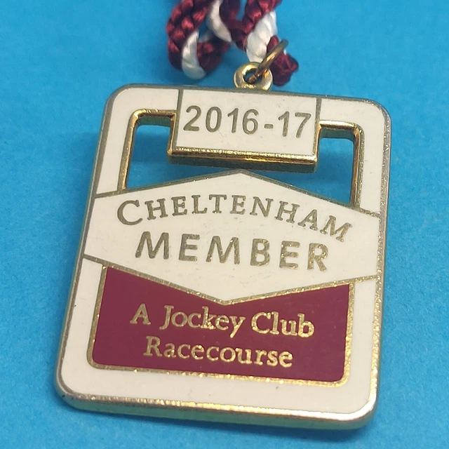 Cheltenham Horse Racing Members Badge - 2016 / 2017