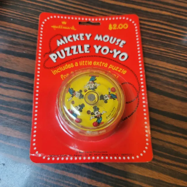 Vintage Hallmark Mickey Mouse Puzzle Yo-Yo Toy Game Disney 1970’s