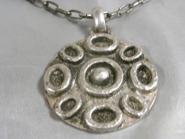 Collier pendentif Bronze Yvonne Tindas artisanale bijoux