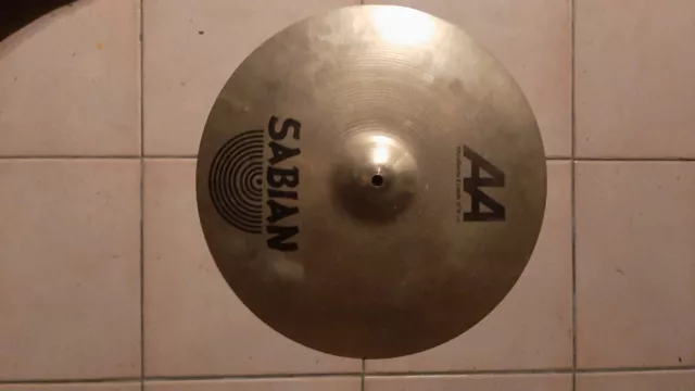 Piatto Sabian Medium Crash 16