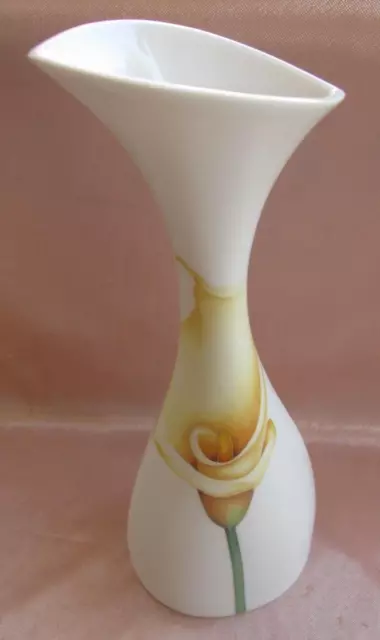 Vase soliflore porcelaine de Limoges Atelier Parry à décor d'arome jaune