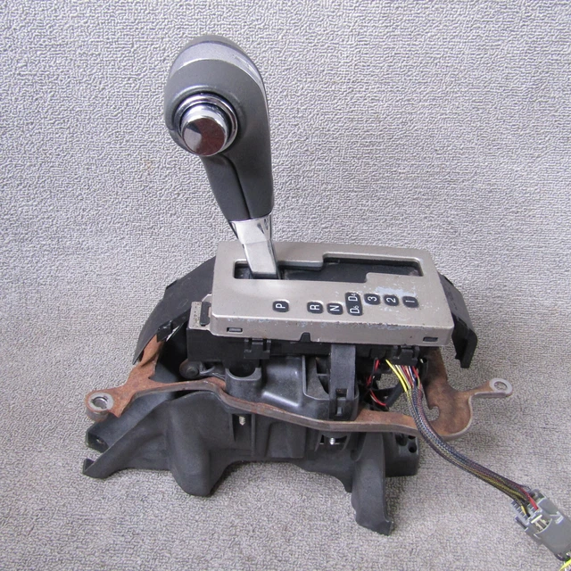 2005 2006 LINCOLN Navigator Automatic Floor Gear Shifter Selector