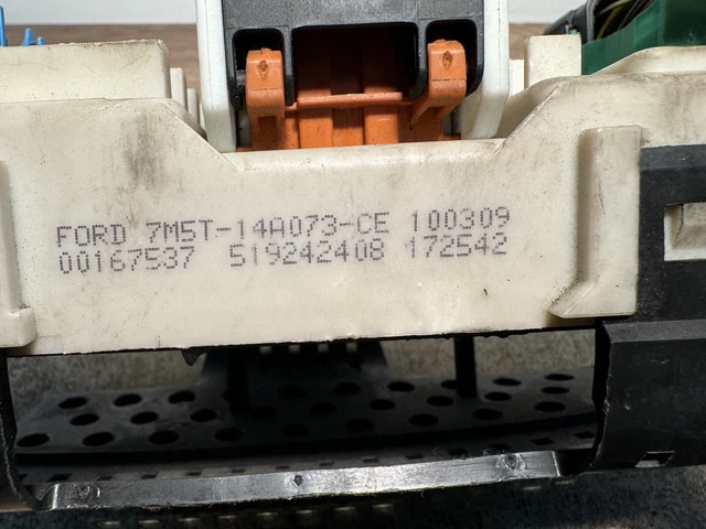 FORD FOCUS MK2 2009 Body Control Module 7M5T14A073Ce #5A £47.95 ...