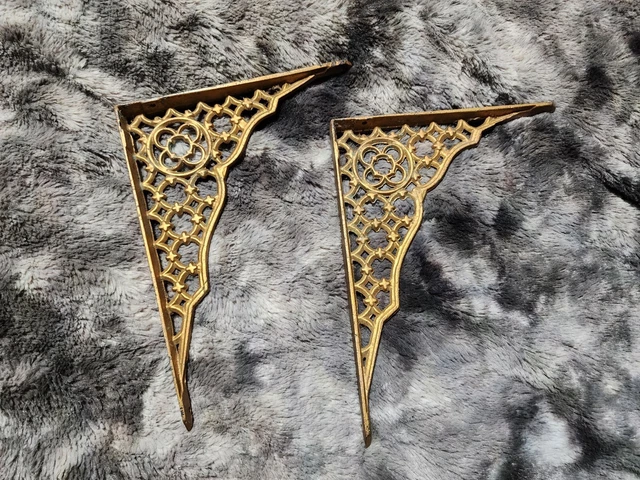 Old Antique Victorian Cast Iron Wall Shelf Brackets Ornate Eastlake Set Pair USA
