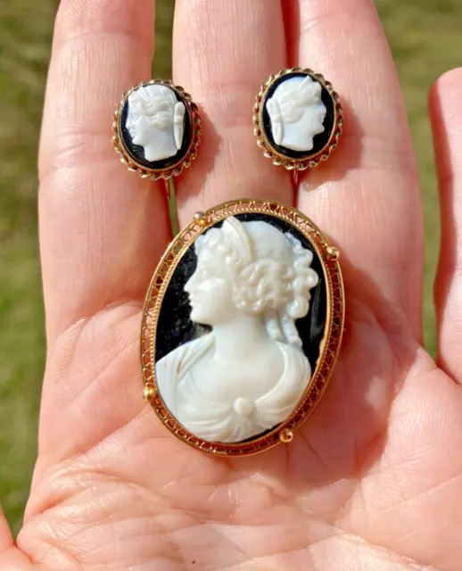 ANTIQUE  VICTORIAN CARVED HARDSTONE ONYX 14k GOLD BROOCH PENDANT EARRINGS