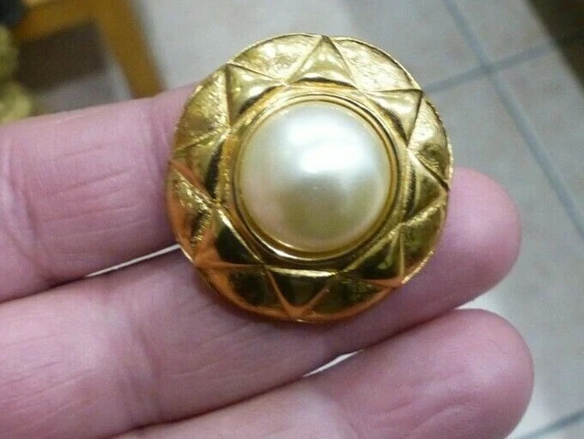 Broche ancienne métal doré signée GONTIE