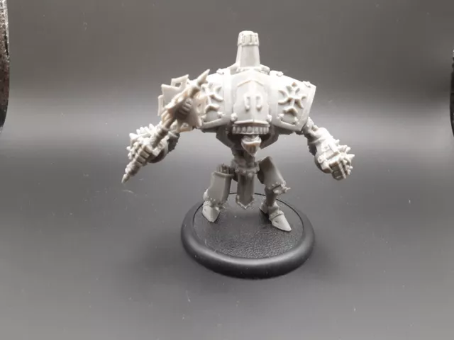 Warmachine: Protectorate of Menoth - Crusader (Privateer Press)