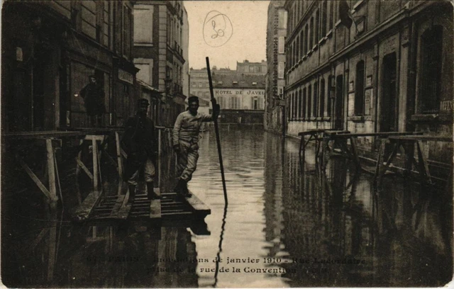 CPA PARIS 15e - Rue Lacordaire prise de la rue de la Convention (63749)