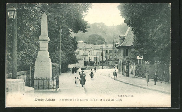 CPA L'Isle-Adam, Monument de la Guerre 1870-71 et la rue de Conti