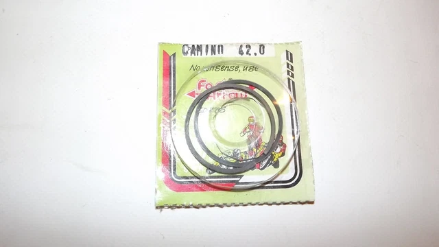 HONDA CAMINO. Jeu de segments diamètre 42. Neuf ancien stock de magasin, NOS.