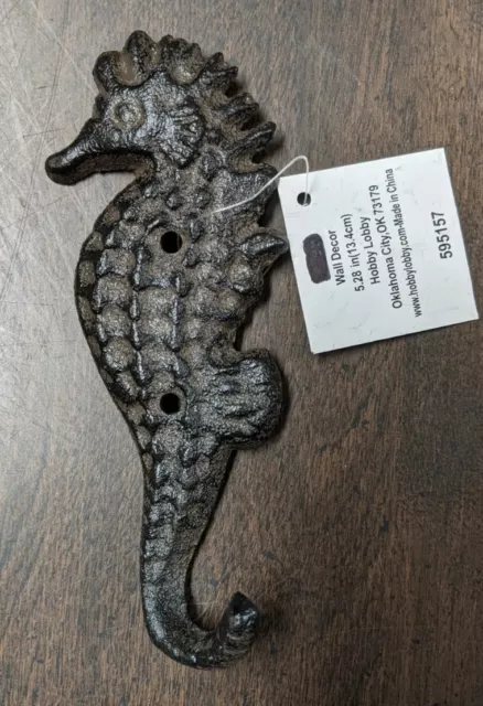 Cast Iron Antique Style Rustic Sea Horse Hanger Hook Nautical Wall Decor - NEW