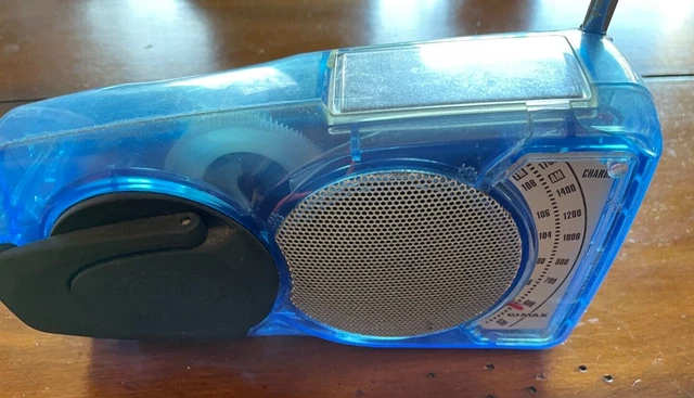 Freeplay Hand Crank Solar Self Power Radio Flashlight Wind Up Blue Camping AM/FM Freeplay Hand Crank Solar Self Power Radio Flashlight Wind Up Blue Camping AM/FM