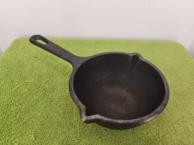 Lodge Hierro Fundido MPR Pequeño Doble Pico Salsa Sartén Cuchara Vaso Derretimiento 8-10 oz