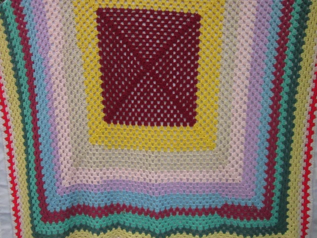 AFGHAN BLANKET HYPNOTIC MAZE GEOMETRIC GRANNY SQUARES 55" Crocheted Colorful
