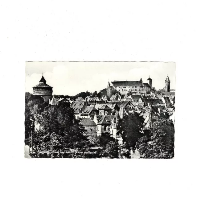 AK Ansichtskarte Nürnberg / Blick auf die Burg vom Hallertor