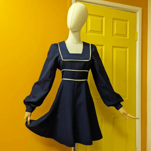 Adorable Vintage 1970s Shelana Navy Blue And White Dress - Size 10