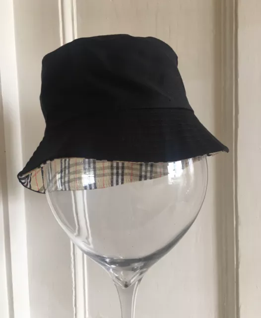 Bucket Hat Black Reversible New