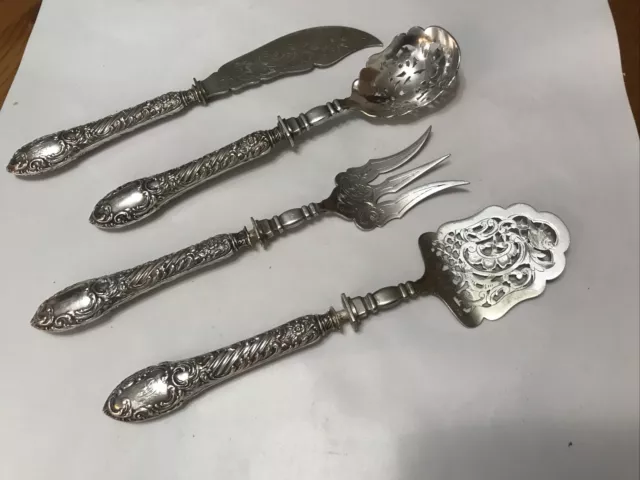 French antique sterling silver dessert,hors d’oeuvre serving set of 4,18cm long