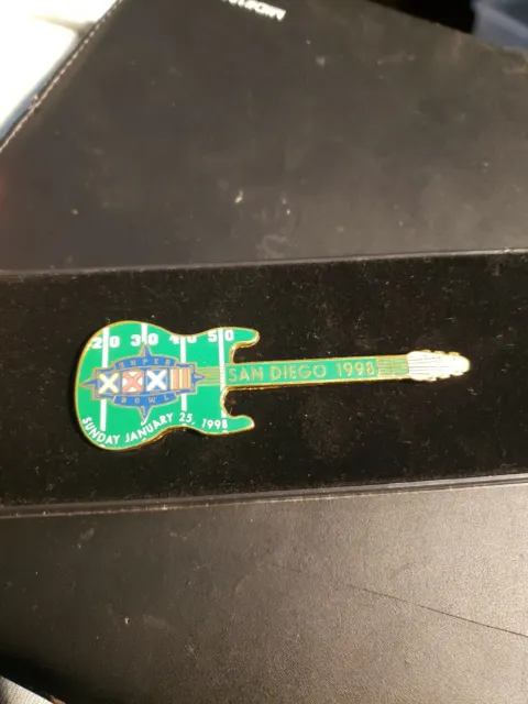 1998 Super Bowl XXXII San Diego Guitar Souvenir Collector Pin Limited Edition