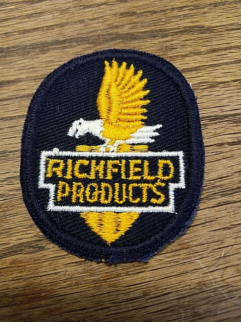 VINTAGE Embroidered Automotive Gasoline Patch UNUSED - RICHFIELD PRODUCTS 2 1/2"