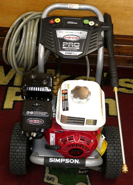 SIMPSON PS60982 POWERSHOT 3700 PSI 2.5 GPM Cold Water Gas Pressure