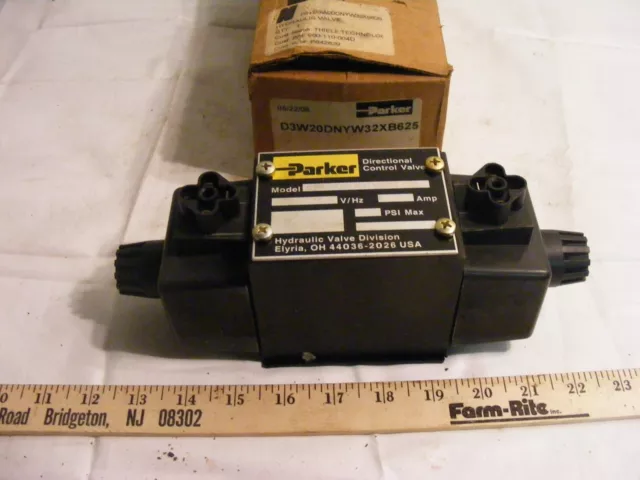 Parker D3W20DNYW32XB625 Hydraulic Valve NEW