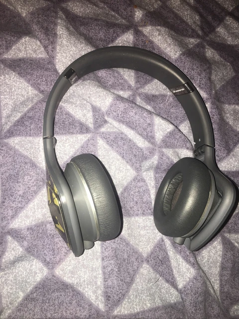 Monster DNA Camouflage Headphones Gum Ball 3000 Camo No Cords