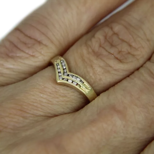 Pretty 0.10ct Diamond Double Wishbone 9ct Yellow Gold Ring size M ~ 6 1/4 3