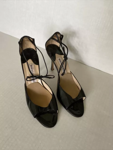 Manolo Blahnik Black Patent Leather Strappy Open Toe 9.5 39.5 Tie Heels 