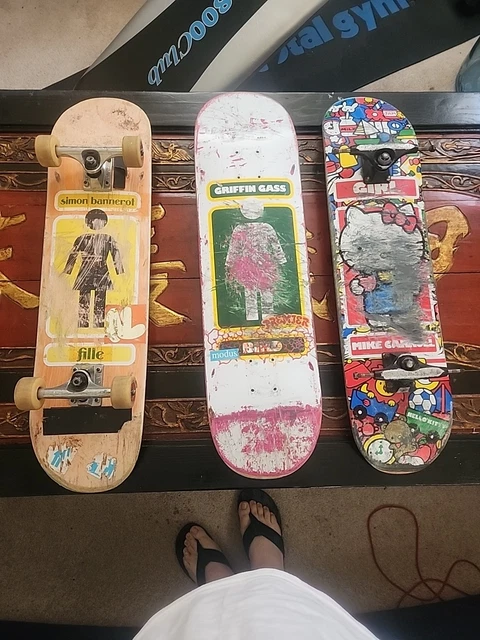 GIRL SPIKE JONZE Nirvana Skateboard Deck Kurt Cobain Opening