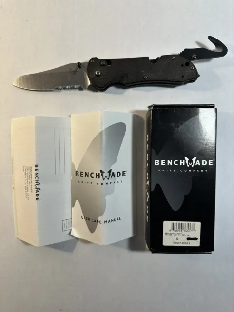 Benchmade 915S Triage.  Pre-Owned, Discontinued, Excellent Working Condition