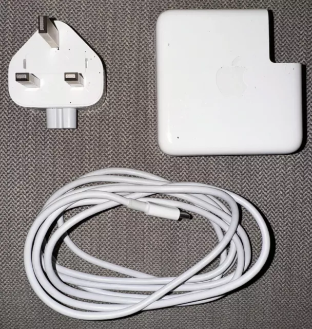 Apple 61W USB C Charger A1947 MacBook Pro / Air Power Adapter Genuine