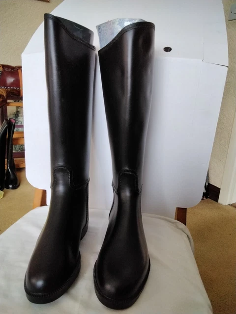 loveson walking boots