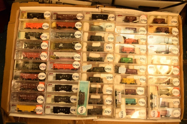 N Scale HOPPER CAR BN UP PRR CB&Q GN NW SP ATSF SF CN SOO C&O  sold individually