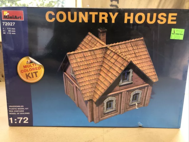 MiniArt 1/72 scale Country House model kit diorama or wargaming terrain