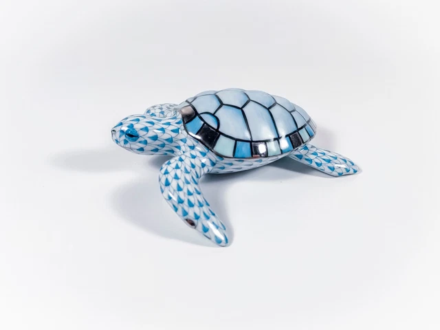 Herend, Turquoise Platinum Fishnet Turtle, Handpainted Porcelain Figurine (A011)