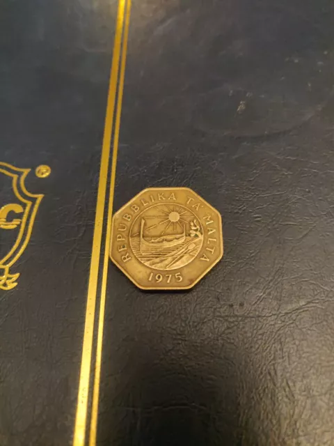 1975 Malta 25 Cents coin